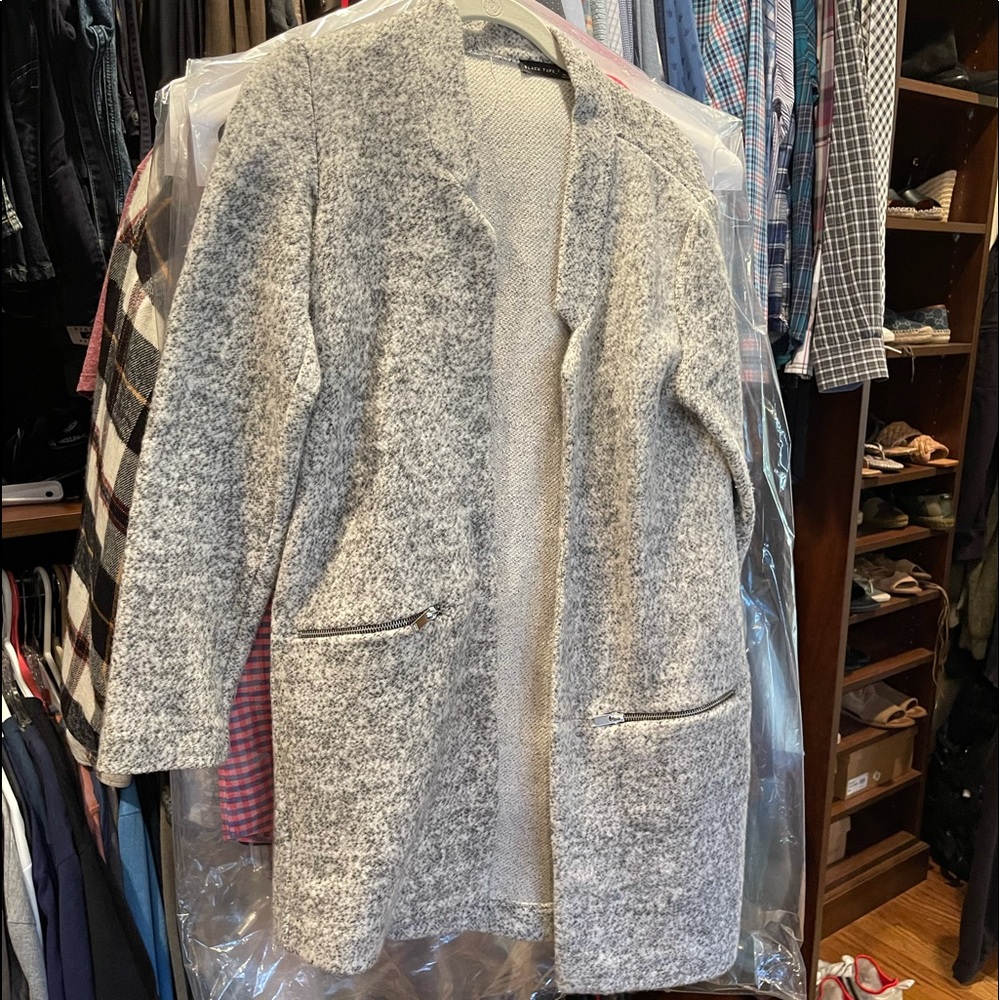 Lightweight gray jacket/blazer